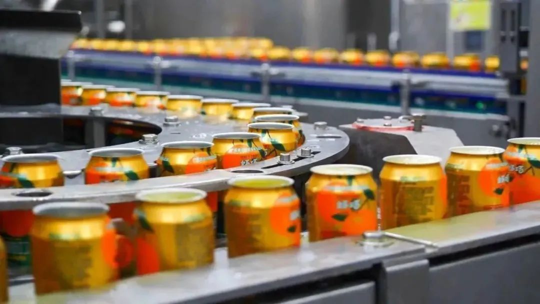 原产地鲜果生榨，沙糖桔不仅能炫，还能大口喝？